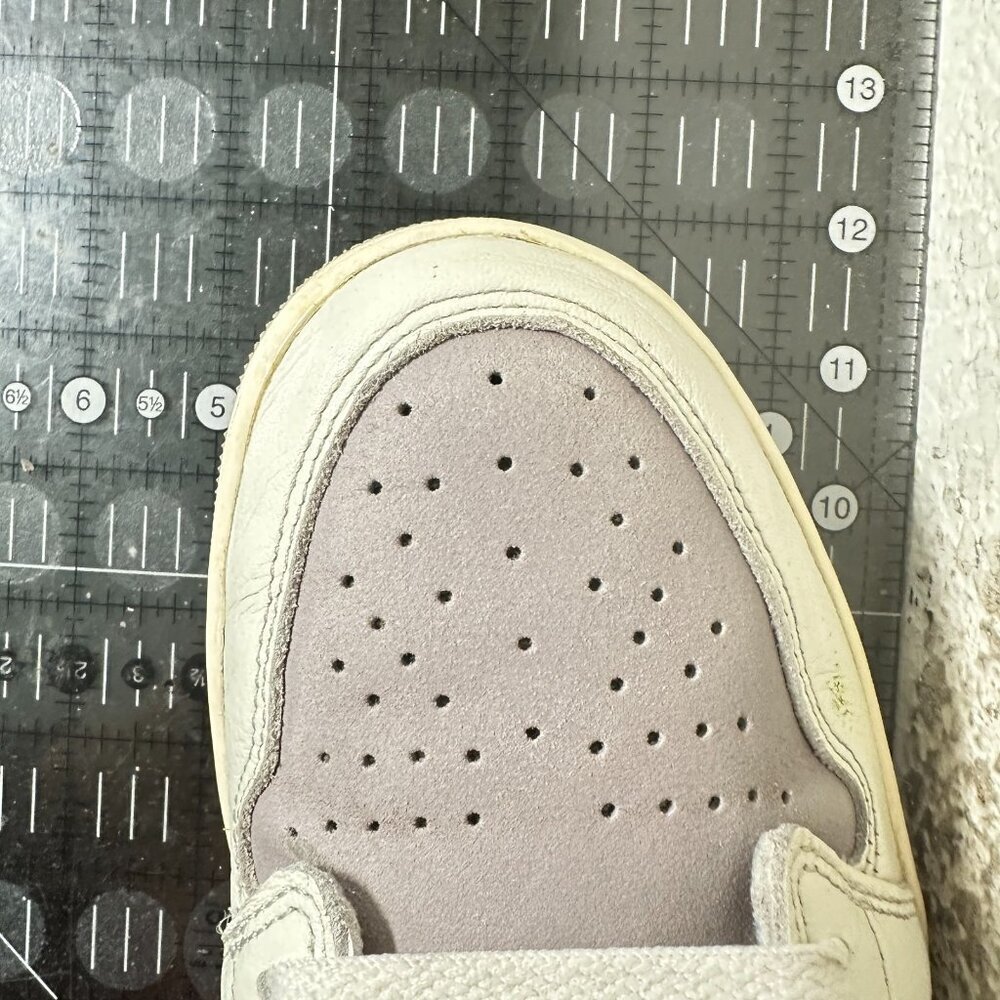 Nike Air Jordan 1 Retro Low Men Size 10 CZ0790-101 Atmosphere Grey White shoes - Picture 11 of 11